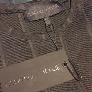 Kendall & Kylie Kardashian Chic Black Dress